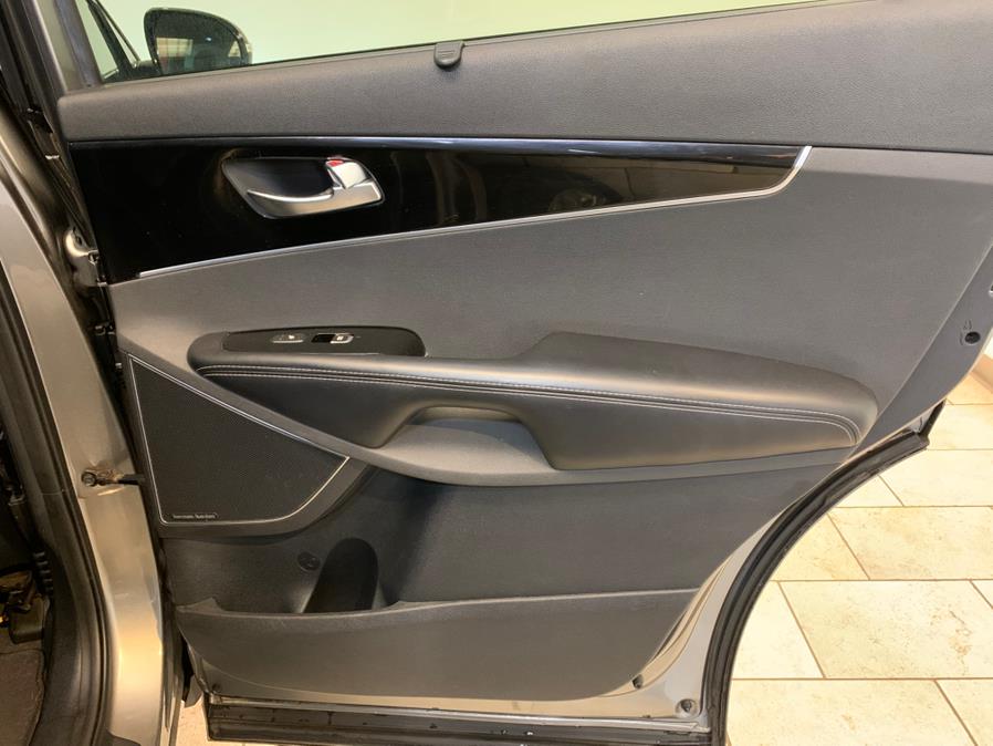 2019 Kia Sorento SX Limited V6 AWD photo