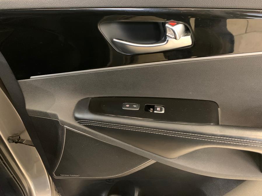 2019 Kia Sorento SX Limited V6 AWD photo