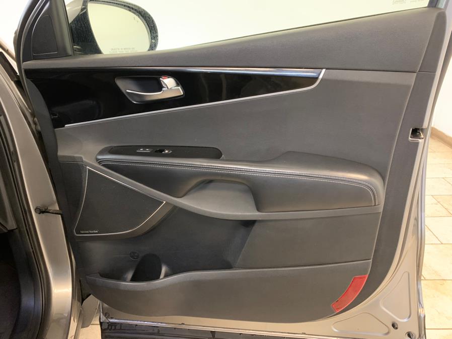 2019 Kia Sorento SX Limited V6 AWD photo