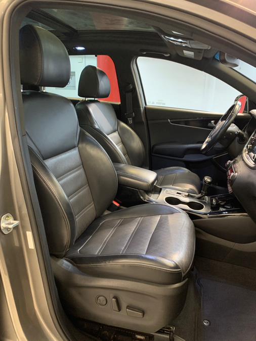 2019 Kia Sorento SX Limited V6 AWD photo