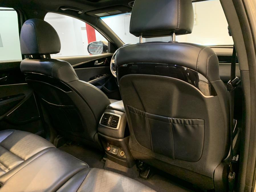 2019 Kia Sorento SX Limited V6 AWD photo