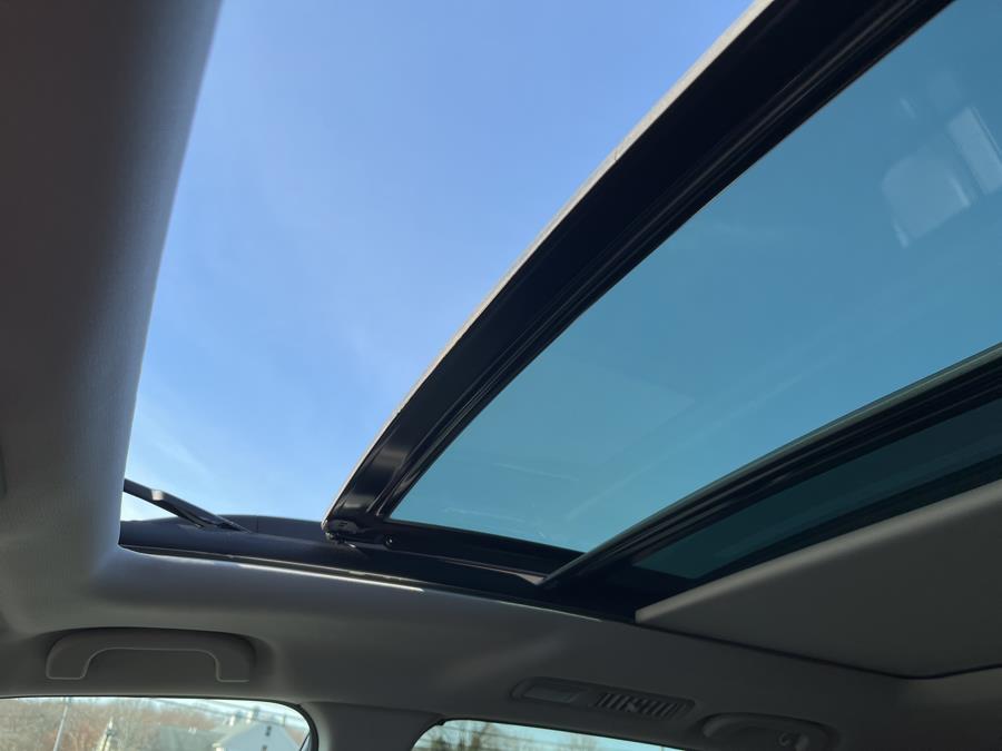 2020 Subaru Ascent Limited 7-Passenger photo