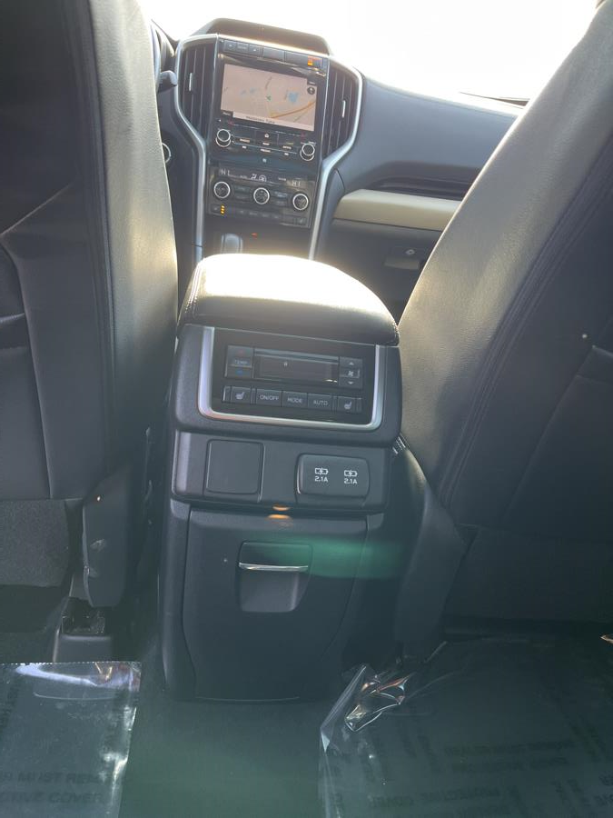 2020 Subaru Ascent Limited 7-Passenger photo