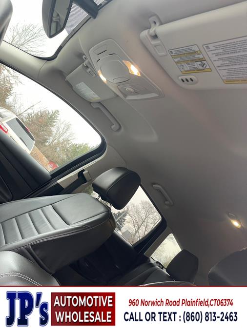 2015 Ford Escape 4WD 4dr Titanium photo