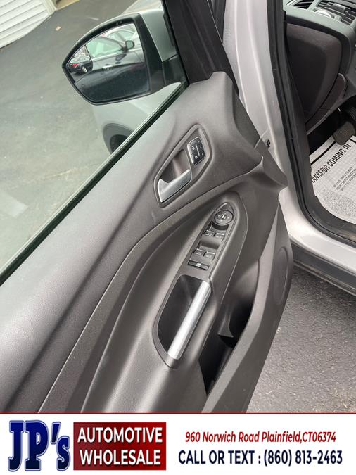 2015 Ford Escape 4WD 4dr Titanium photo
