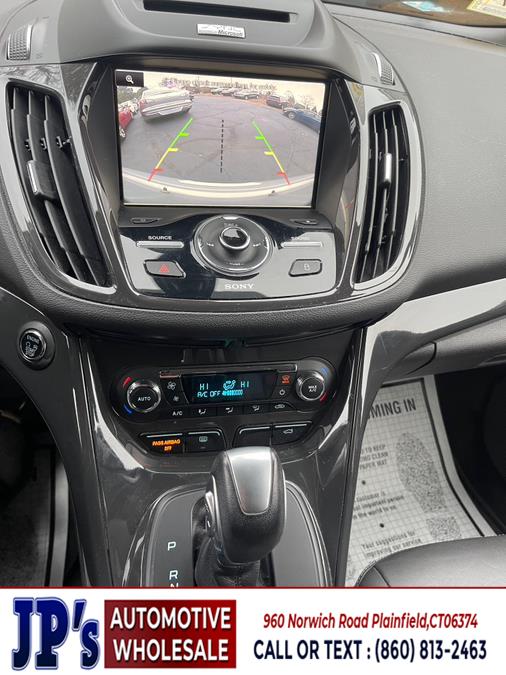 2015 Ford Escape 4WD 4dr Titanium photo