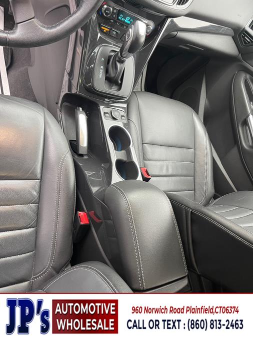 2015 Ford Escape 4WD 4dr Titanium photo