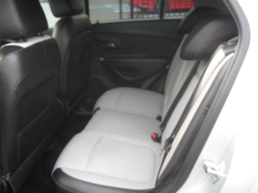 2019 Chevrolet Trax LT AWD 4dr Crossover photo