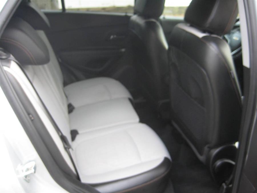 2019 Chevrolet Trax LT AWD 4dr Crossover photo