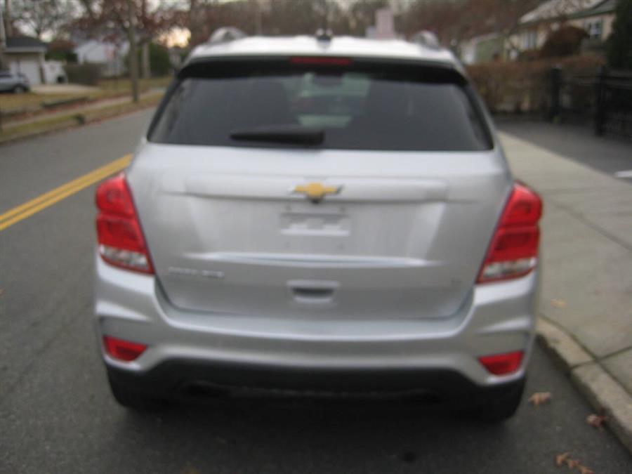 2019 Chevrolet Trax LT AWD 4dr Crossover photo