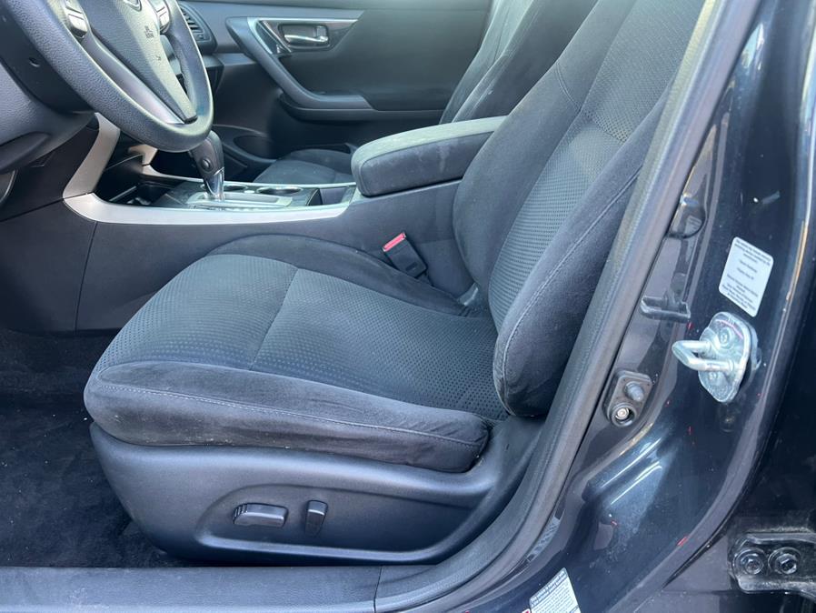 2014 Nissan Altima 2.5 photo
