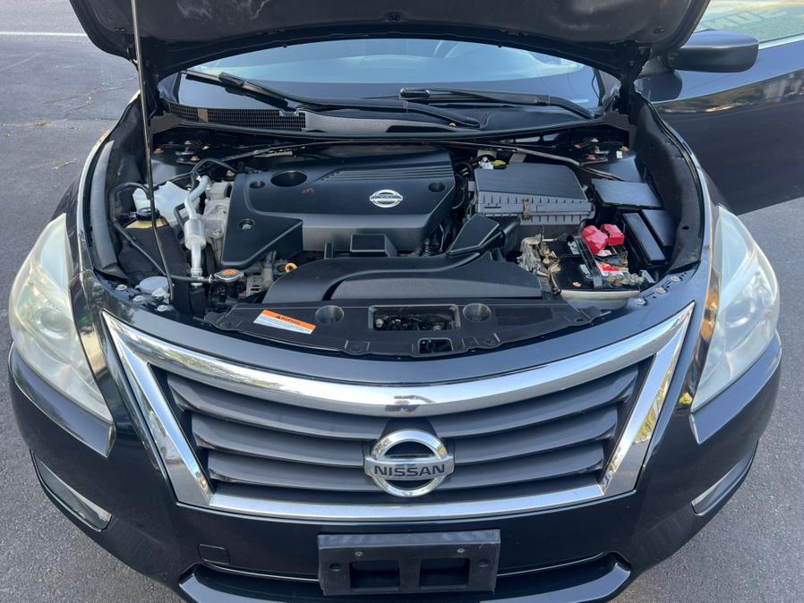 2014 Nissan Altima 2.5 photo