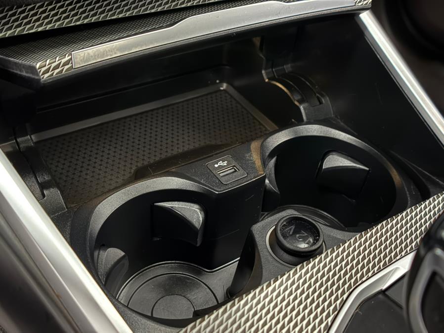 2021 BMW 3-Series 330i xDrive Sedan North Americ photo