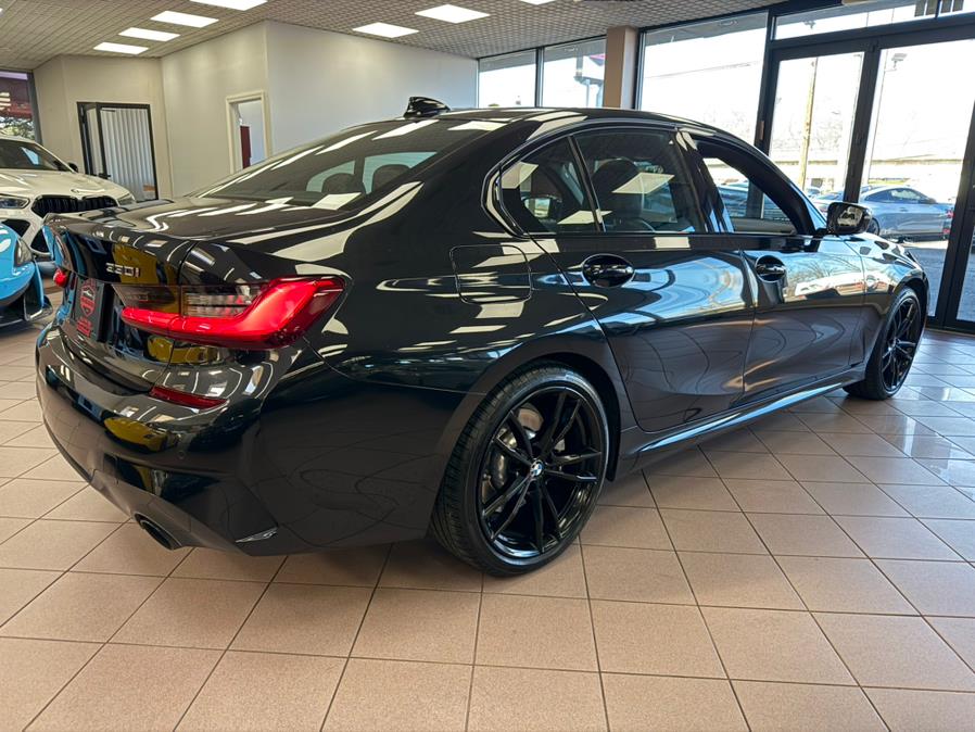 2021 BMW 3-Series 330i xDrive Sedan North Americ photo