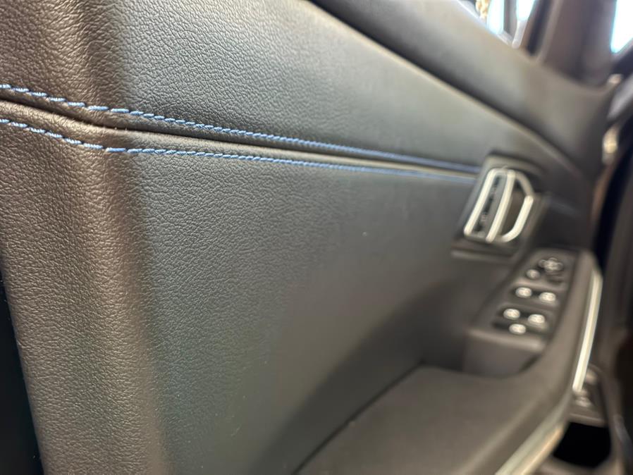 2021 BMW 3-Series 330i xDrive Sedan North Americ photo