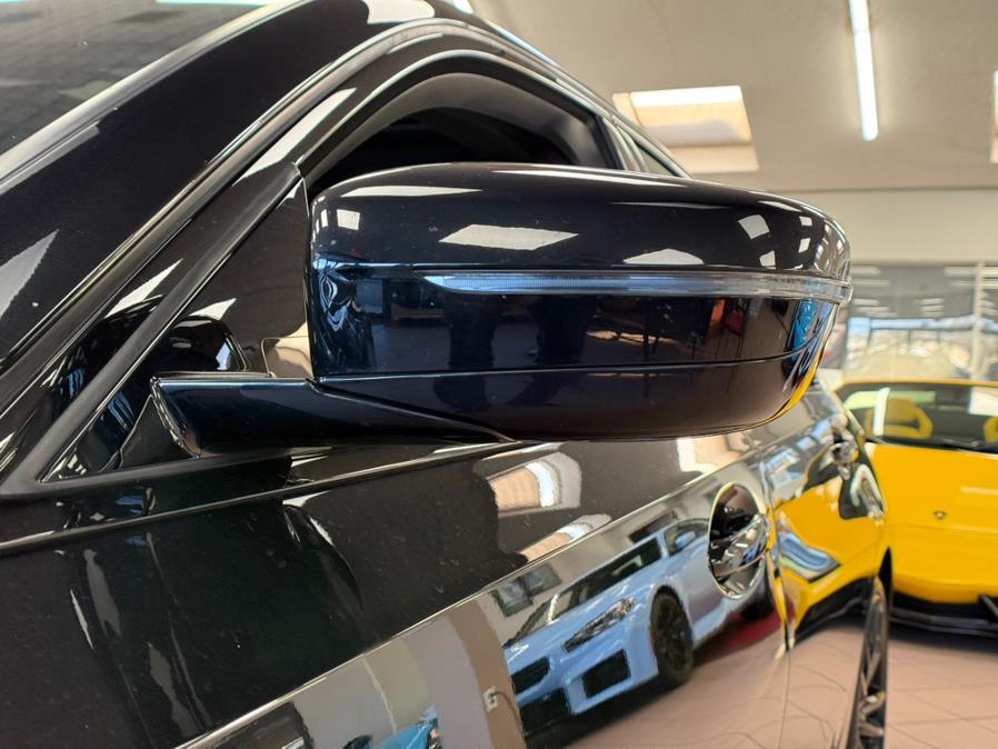 2021 BMW 3-Series 330i xDrive Sedan North Americ photo