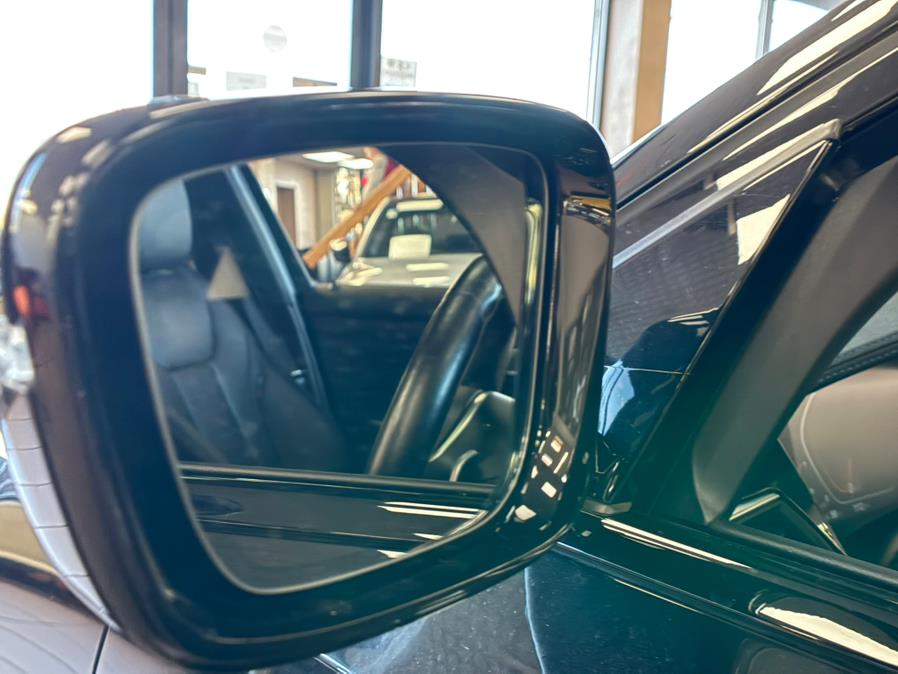 2021 BMW 3-Series 330i xDrive Sedan North Americ photo