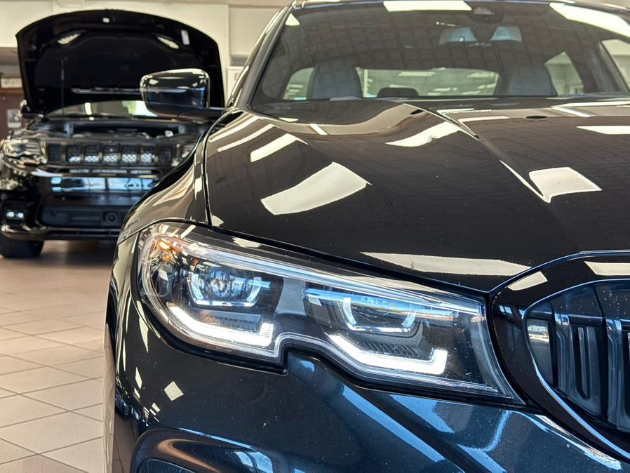 2021 BMW 3-Series 330i xDrive Sedan North Americ photo