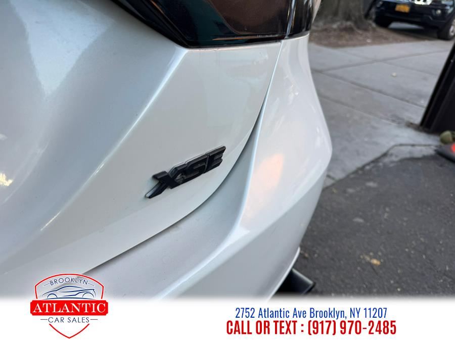2018 Toyota Camry XSE Auto (Natl) photo