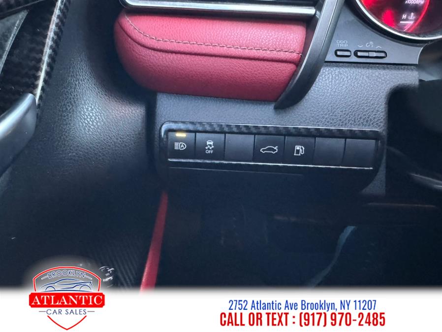 2018 Toyota Camry XSE Auto (Natl) photo