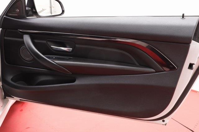 2015 BMW M4 photo