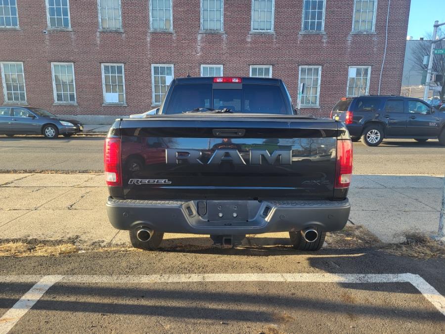 2016 RAM 1500 4WD Crew Cab 140.5