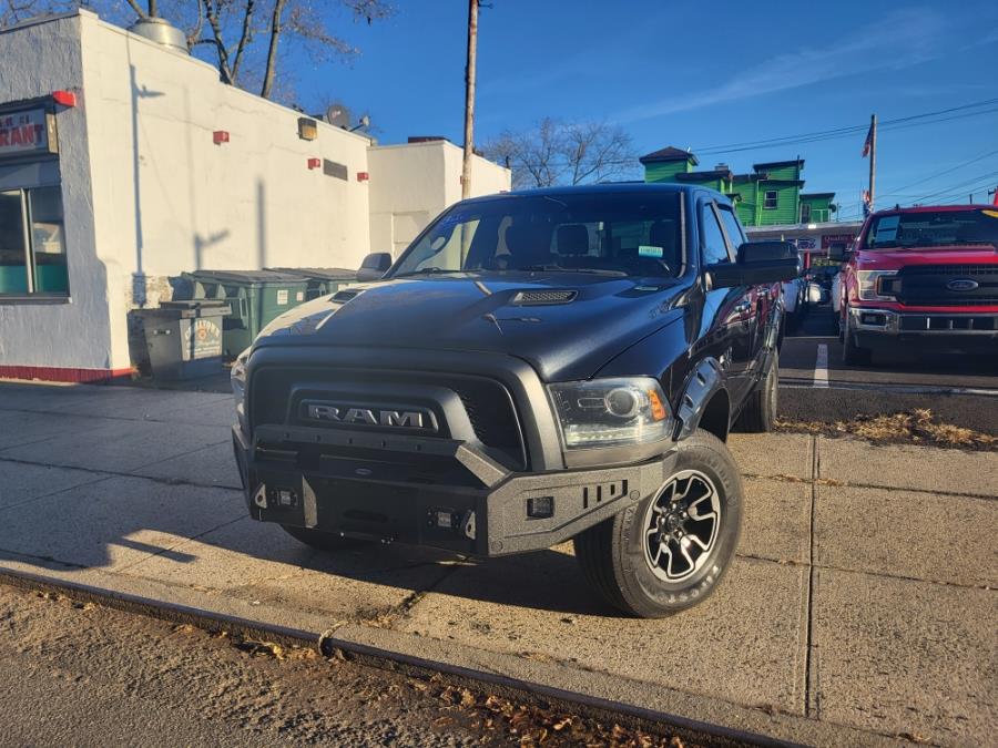 2016 RAM 1500 4WD Crew Cab 140.5