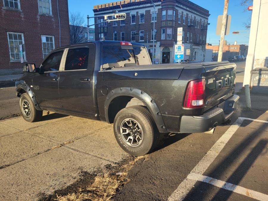 2016 RAM 1500 4WD Crew Cab 140.5