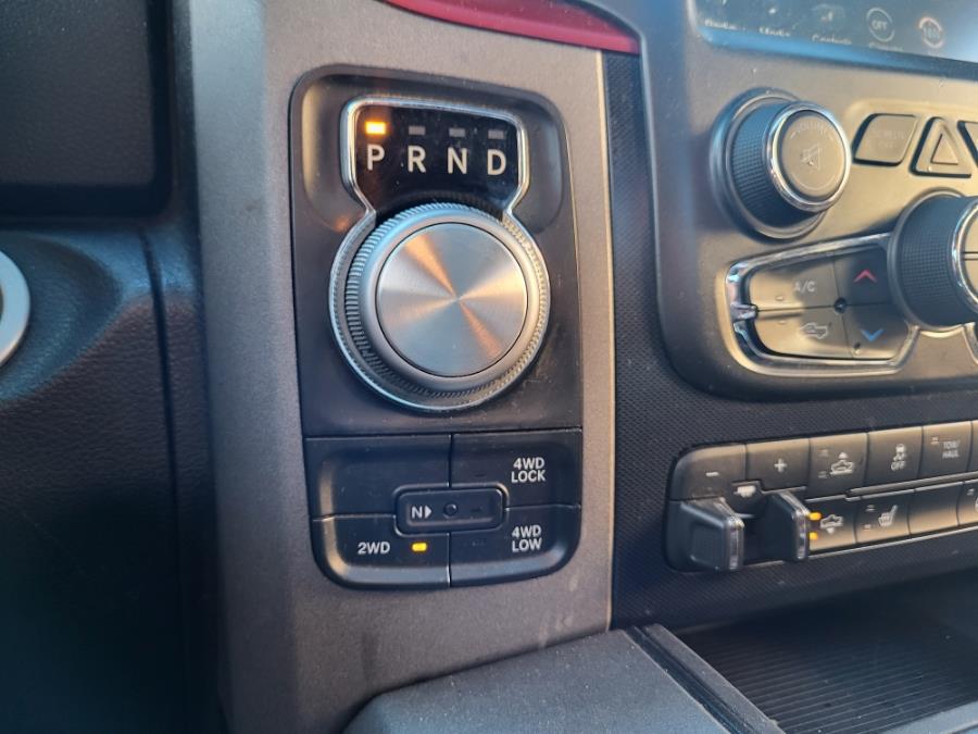 2016 RAM 1500 4WD Crew Cab 140.5