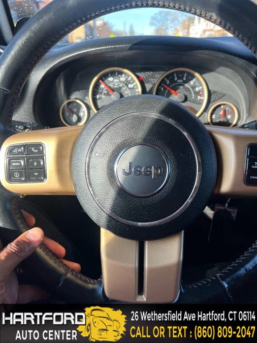 2014 Jeep Wrangler Unlimited Sahara photo