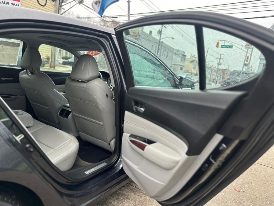 2015 Acura TLX Base 4dr Sedan photo
