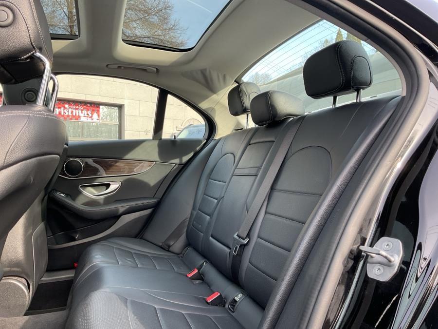 2018 Mercedes-Benz C-Class C 300 4MATIC Sedan photo