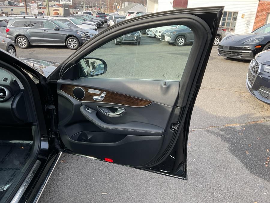 2018 Mercedes-Benz C-Class C 300 4MATIC Sedan photo