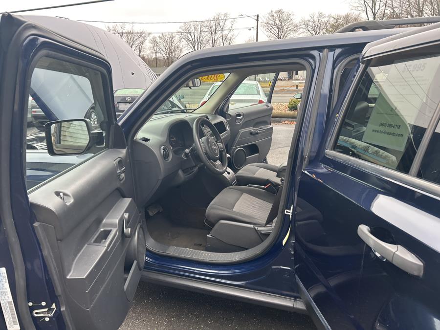 2015 Jeep Patriot FWD 4dr Sport photo