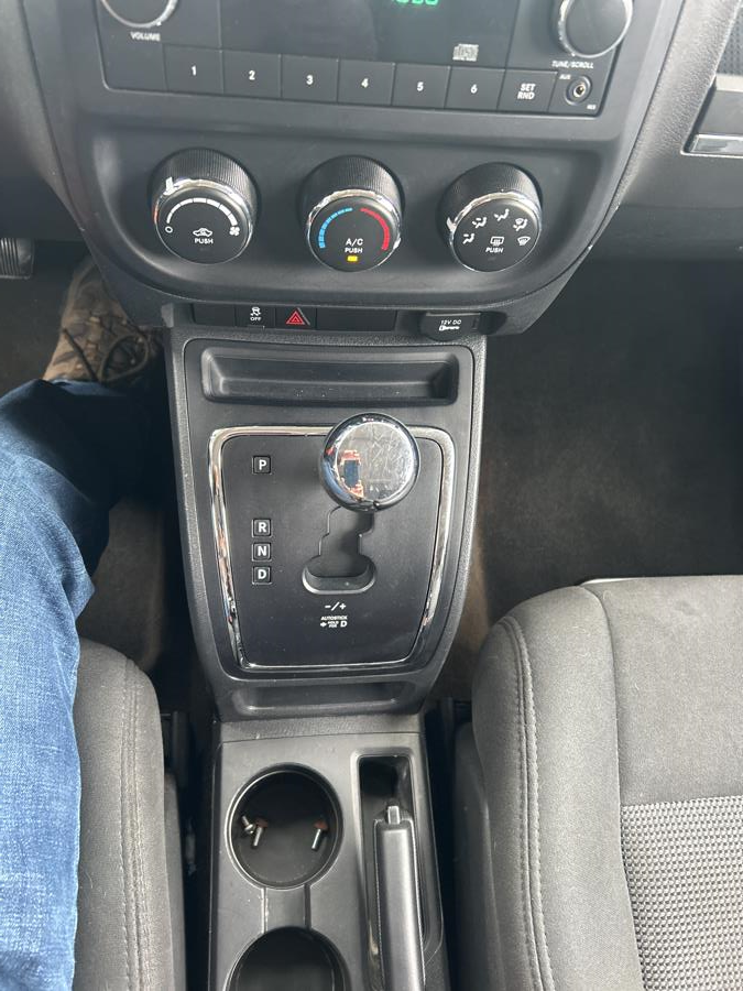 2015 Jeep Patriot FWD 4dr Sport photo