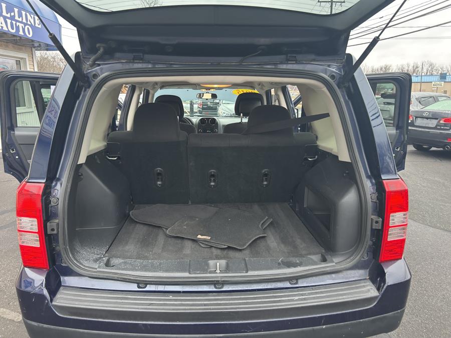 2015 Jeep Patriot FWD 4dr Sport photo