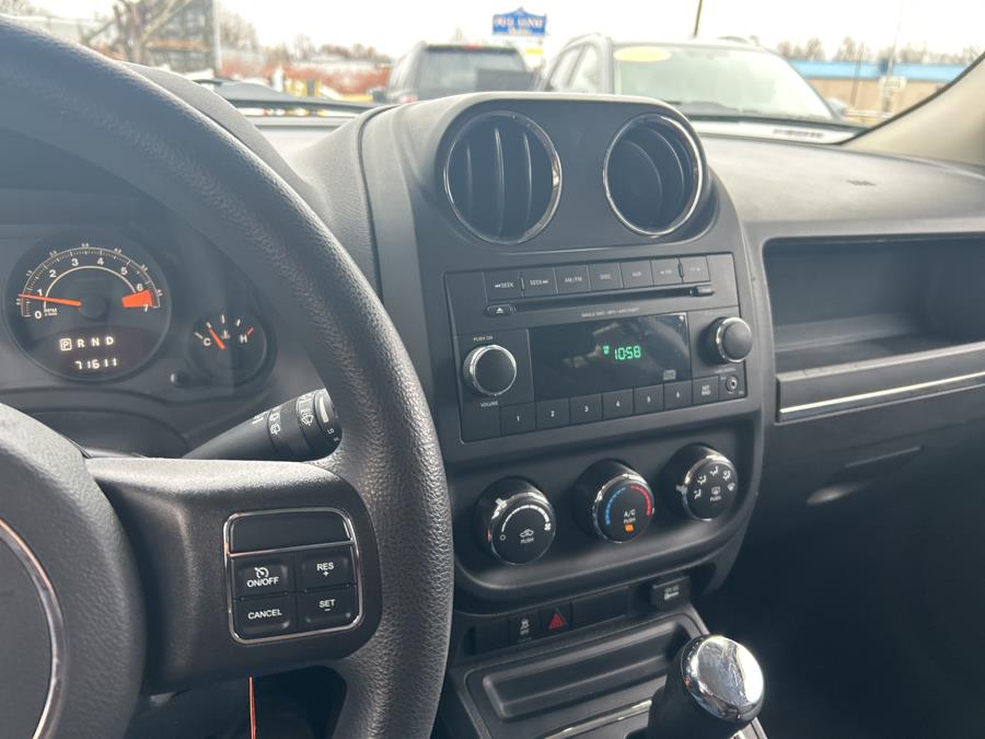 2015 Jeep Patriot FWD 4dr Sport photo