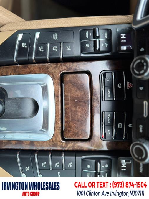 2012 Porsche Cayenne photo