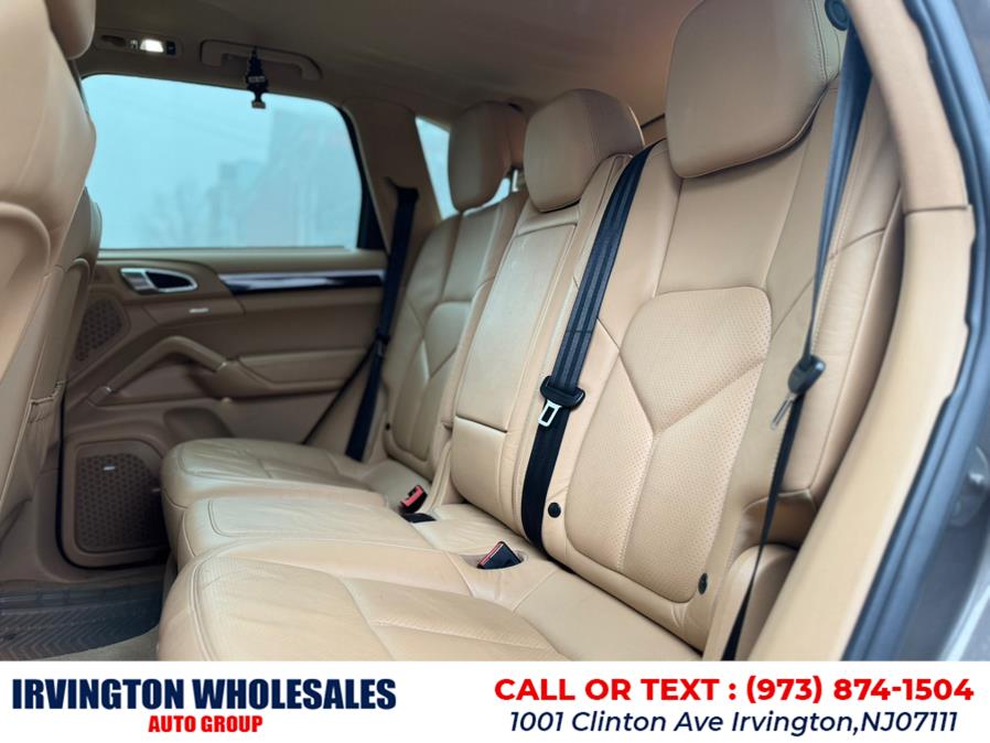 2012 Porsche Cayenne photo