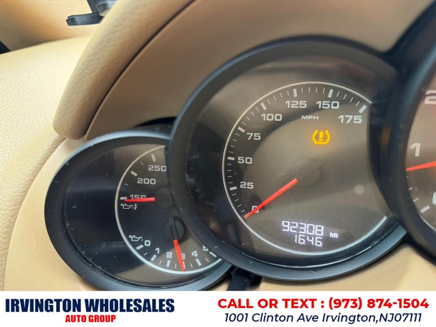 2012 Porsche Cayenne photo