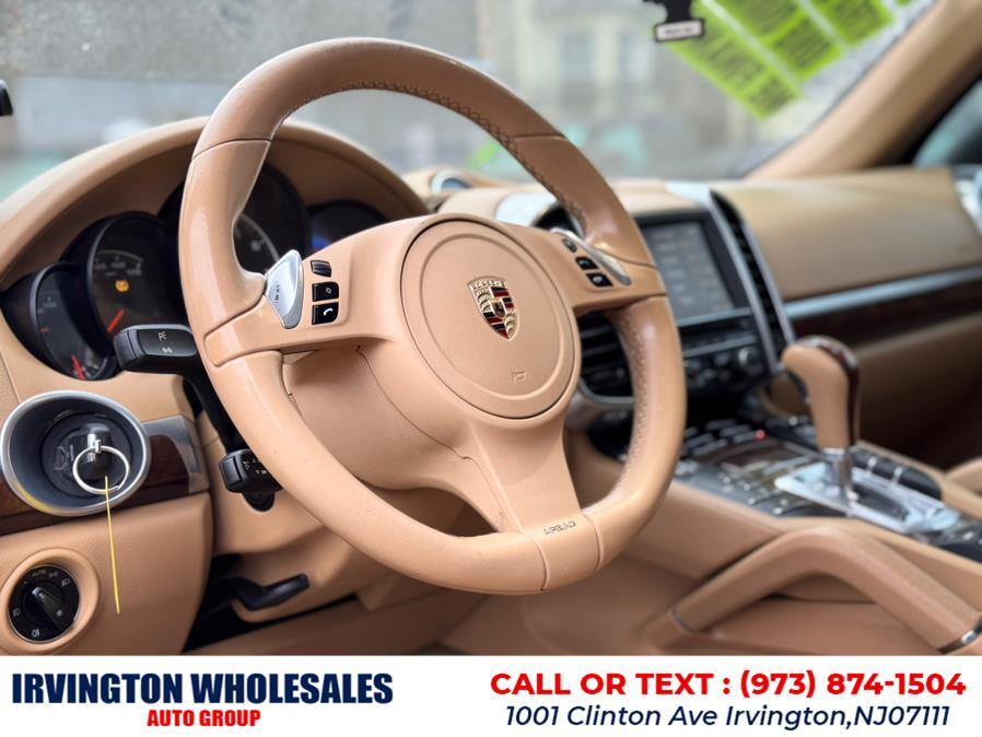 2012 Porsche Cayenne photo