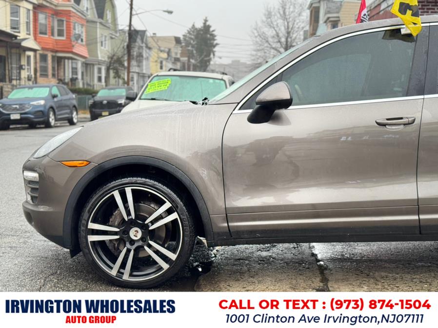 2012 Porsche Cayenne photo