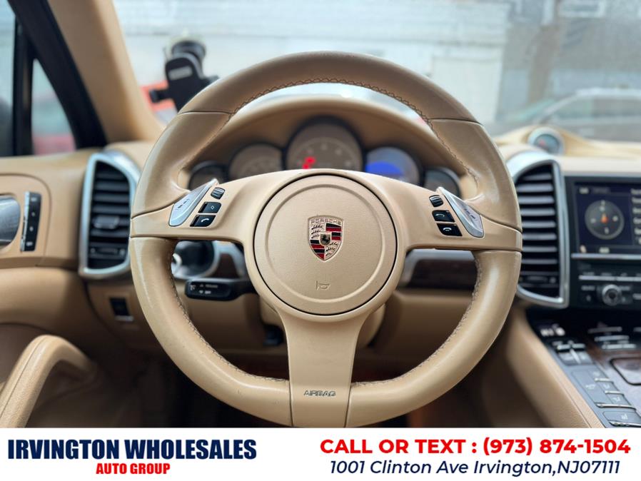 2012 Porsche Cayenne photo