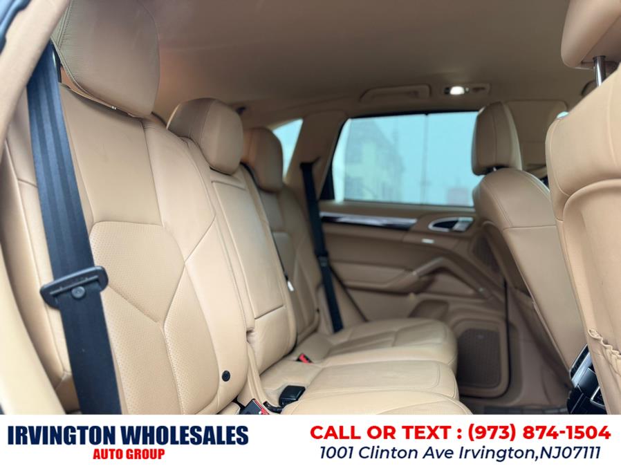 2012 Porsche Cayenne photo