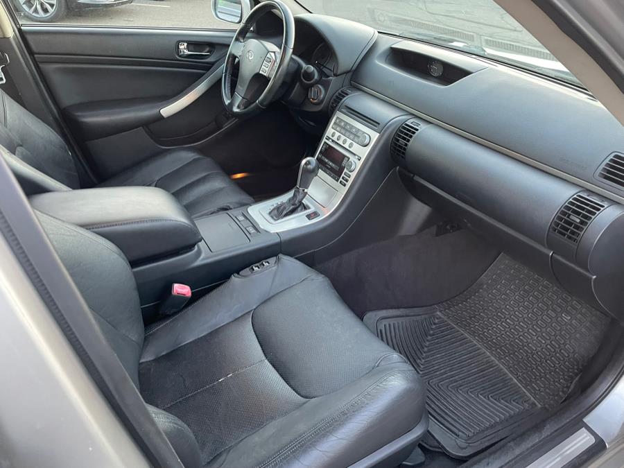 2005 Infiniti G35 x photo