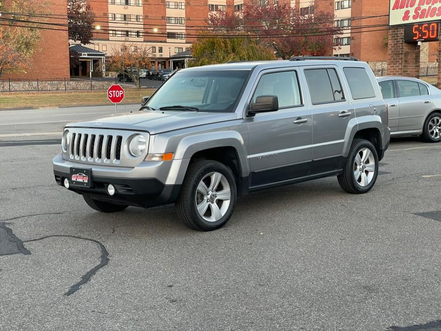 2016 Jeep Patriot 4WD 4dr Latitude photo