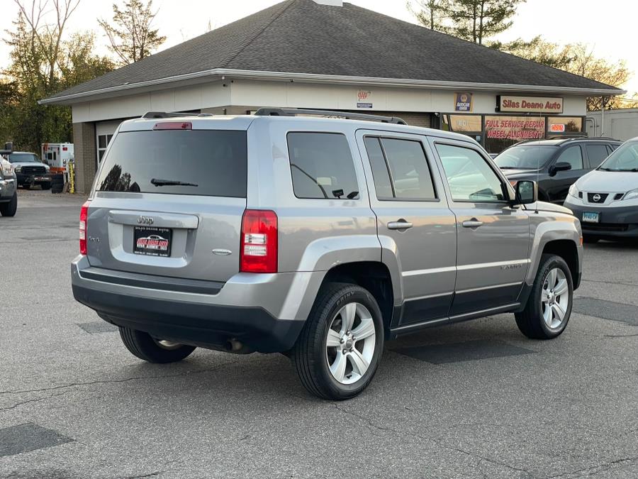 2016 Jeep Patriot 4WD 4dr Latitude photo