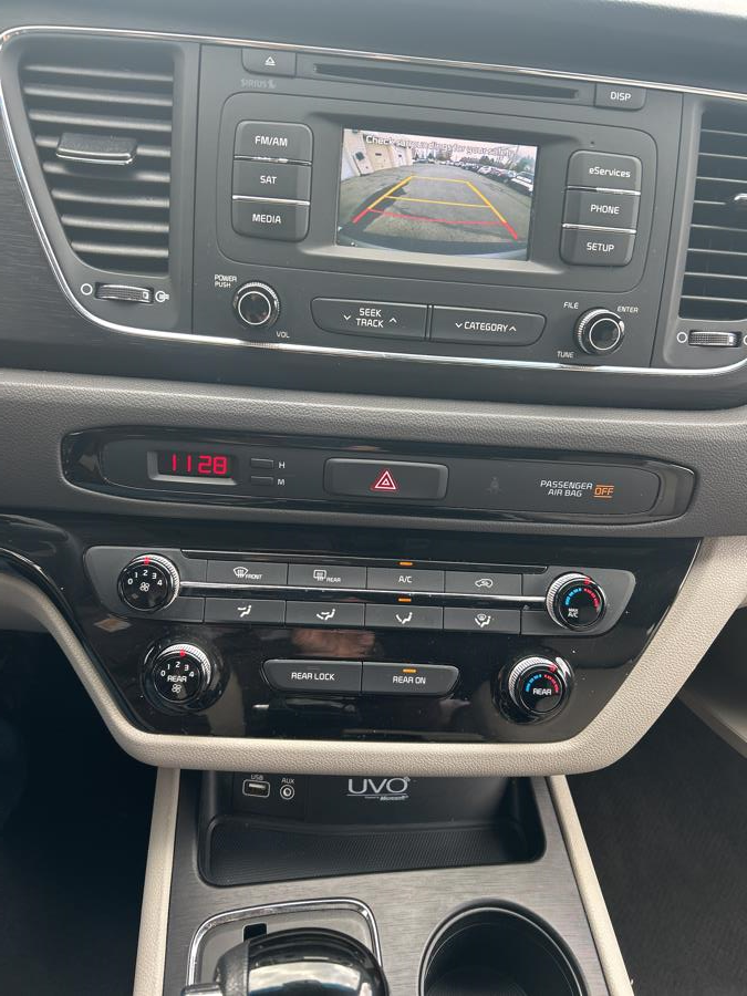 2016 Kia Sedona 4dr Wgn LX photo