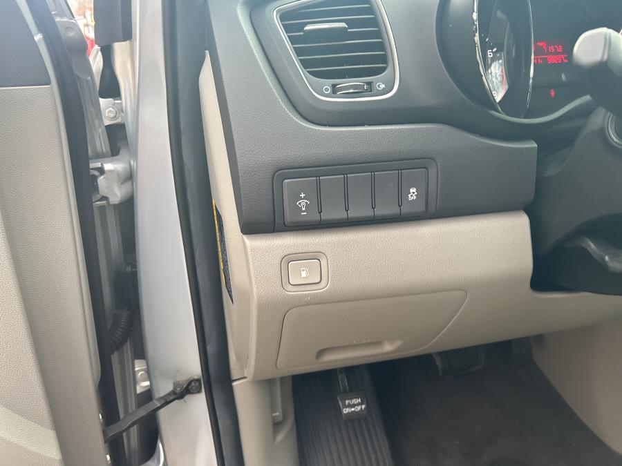 2016 Kia Sedona 4dr Wgn LX photo