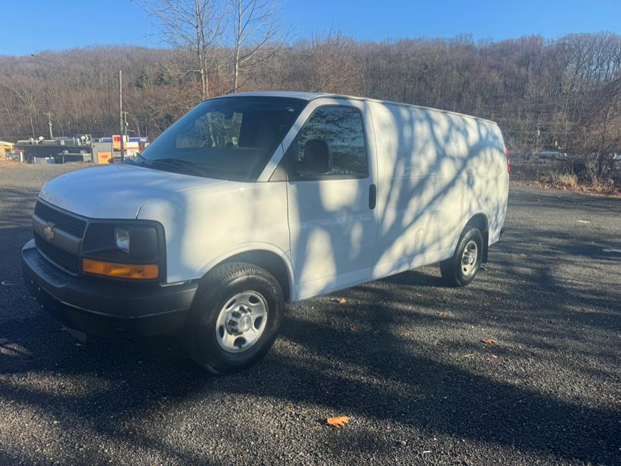 2011 Chevrolet Express 2500 2500 photo